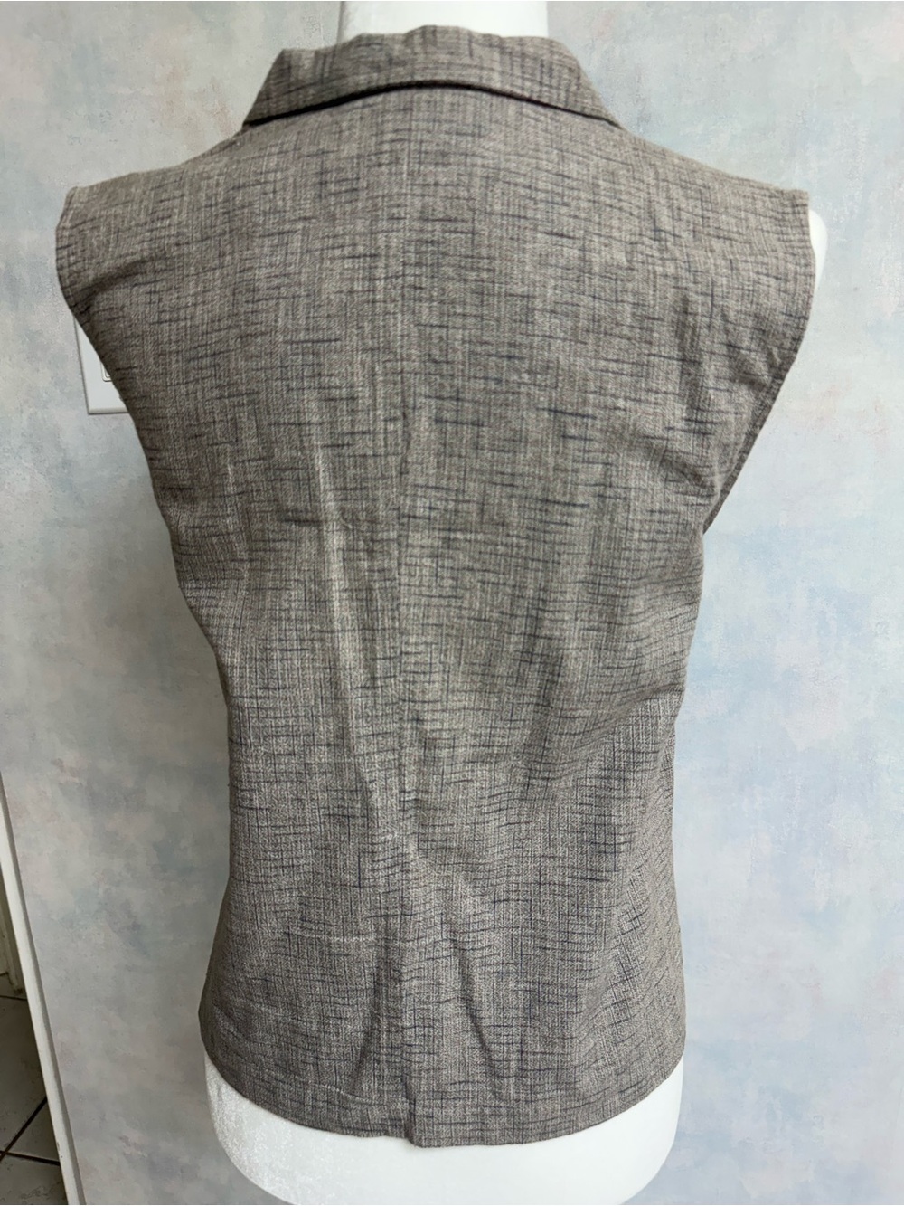 NWOT Columbia Sleeveless Gray & Purple Cotton Textured Button-Up Sleeveless Top - Picture 2 of 8